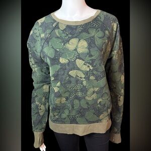 RARE Lululemon Camo BUTTERFLY 🦋 Pullover Green Sweatshirt Size 8